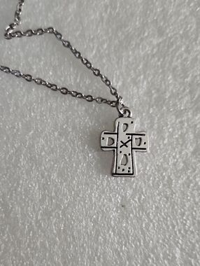 Hand Crafted Silver Cross Pendant Necklace